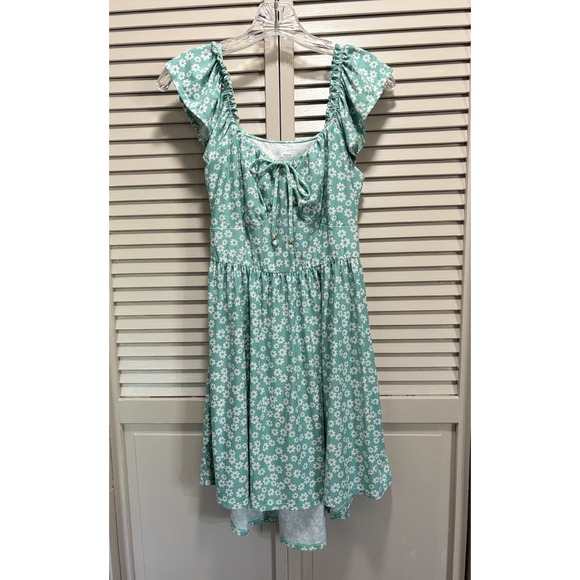 No Boundaries Dresses & Skirts - No Boundaries Green/White Floral Sun‎ Dress Ruffle Straps Size M High/Low